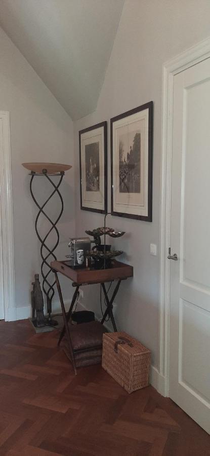 Huize Koempoelan Bed & Breakfast Naarden Dış mekan fotoğraf
